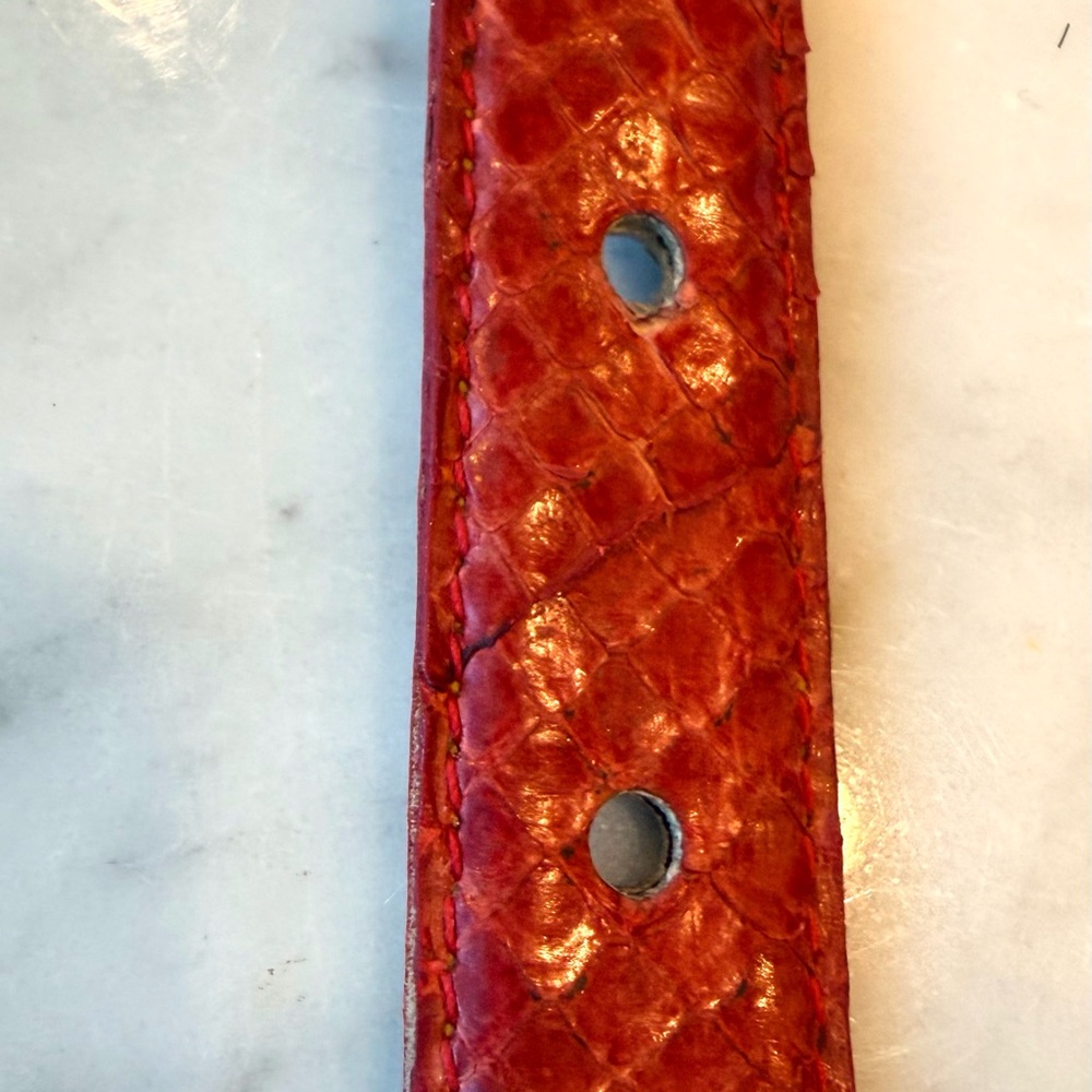 Vintage real Snakeskin belt, slim, gold hinges and buckle, red, M, 27-32, GUC - Picture 12 of 13